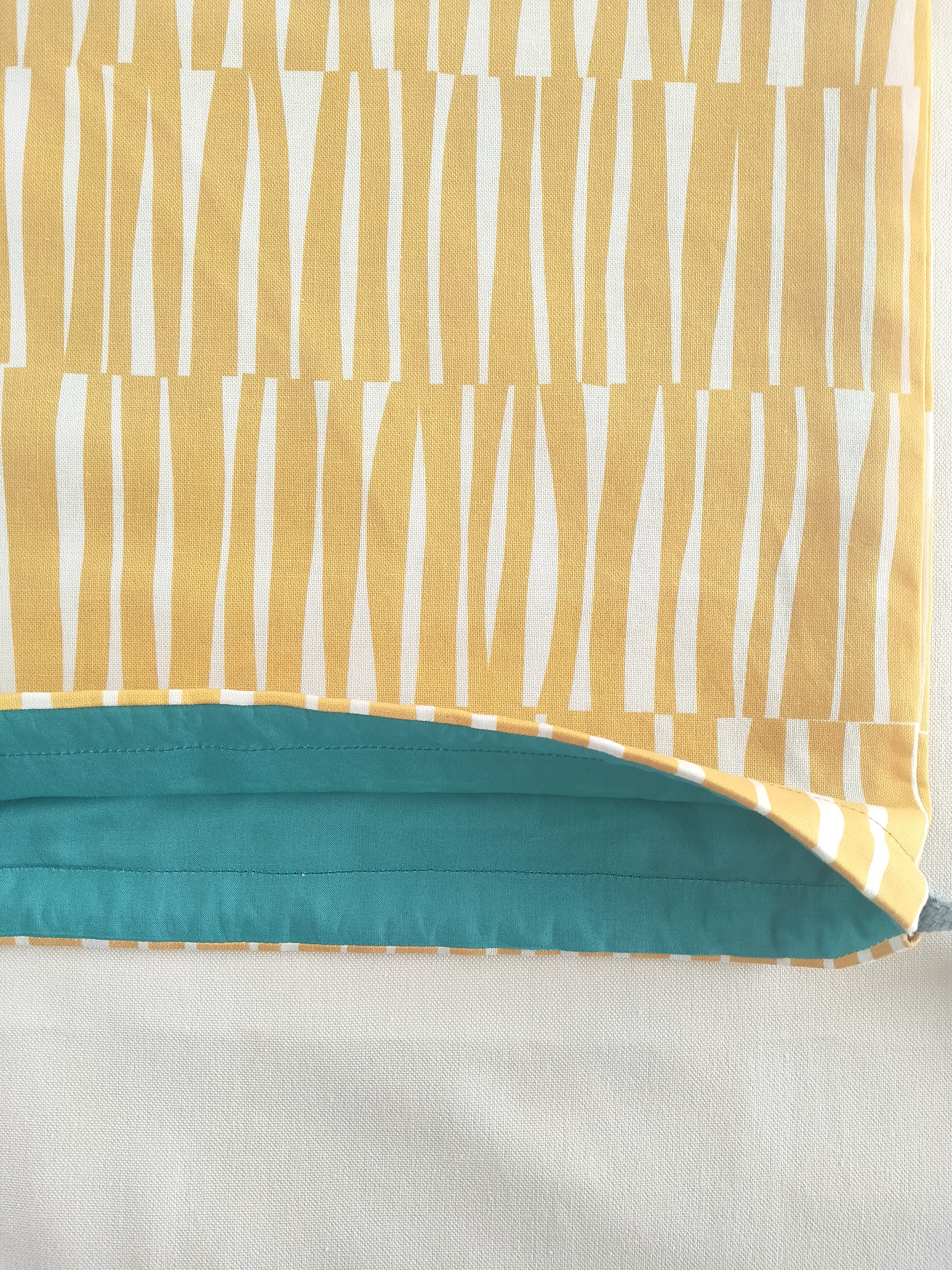 変形ストライプのレッスンバッグと上履き入れと巾着の3点セット