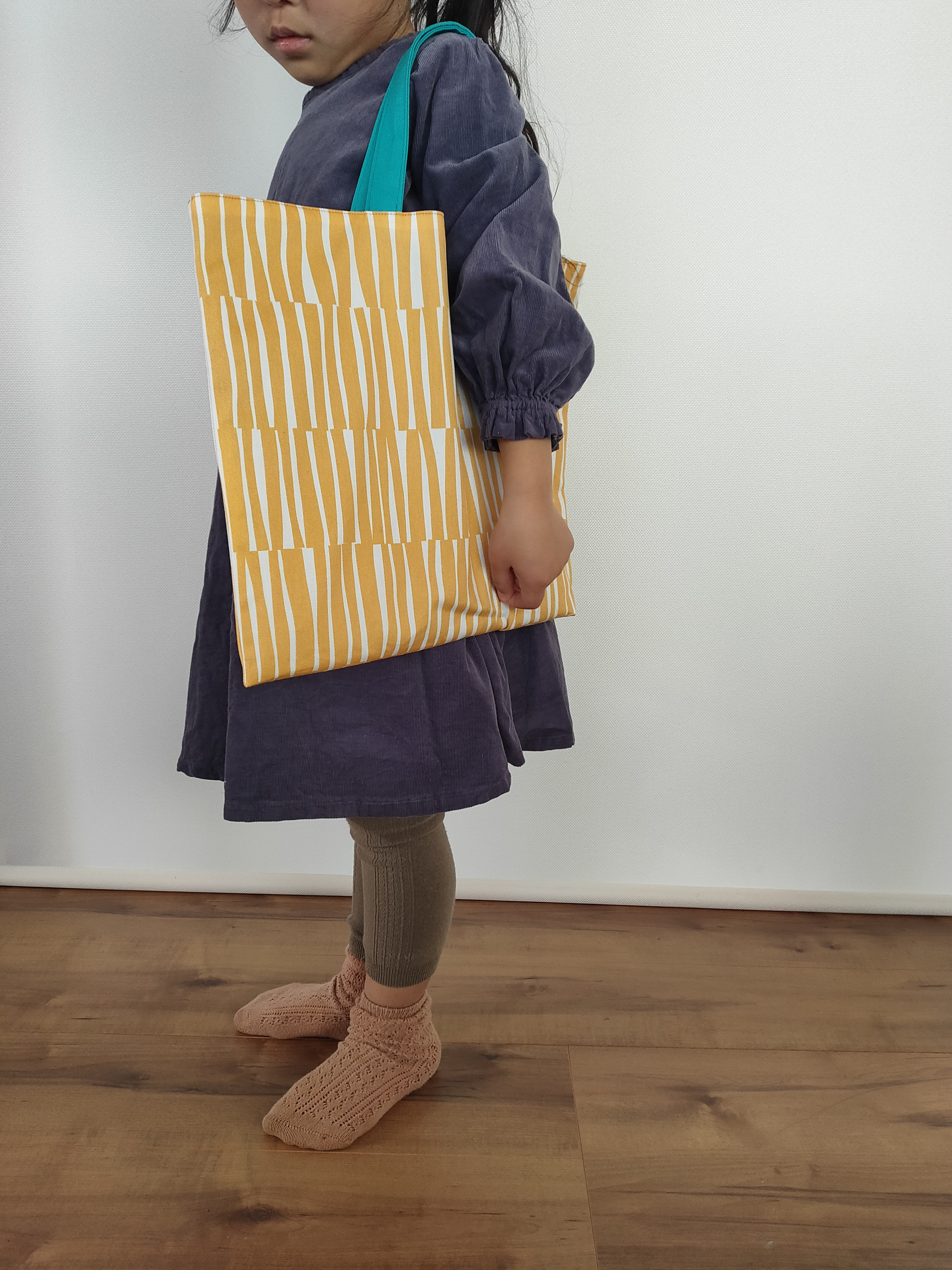 変形ストライプのレッスンバッグと上履き入れと巾着の3点セット