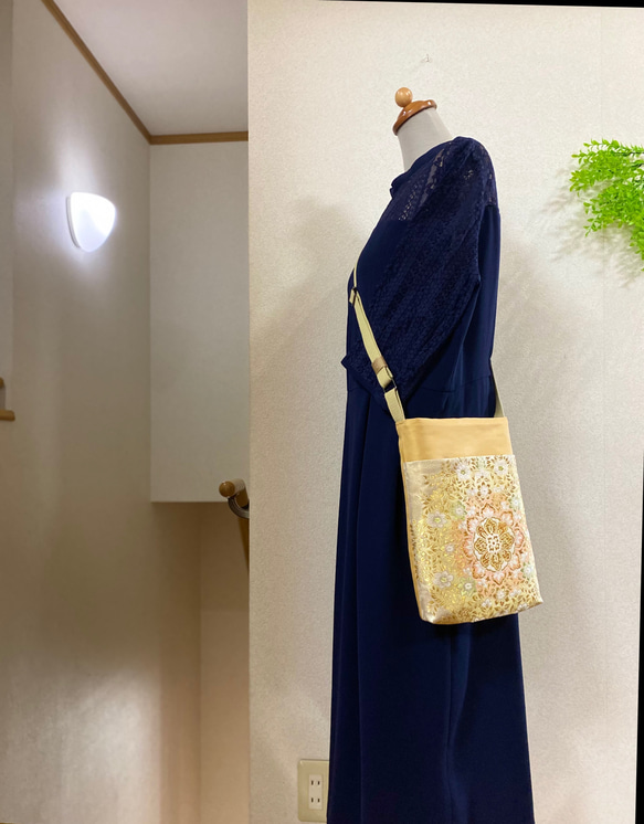038 [オリジナル]帯バック B5 帯ショルダーバック Obi Kimono 母の日 誕生日 2枚目の画像