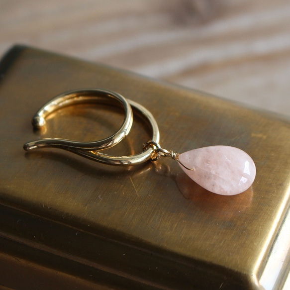 ✨四月生日石✨ 摩根石&lt;粉紅海藍寶石&gt;耳夾 第3張的照片