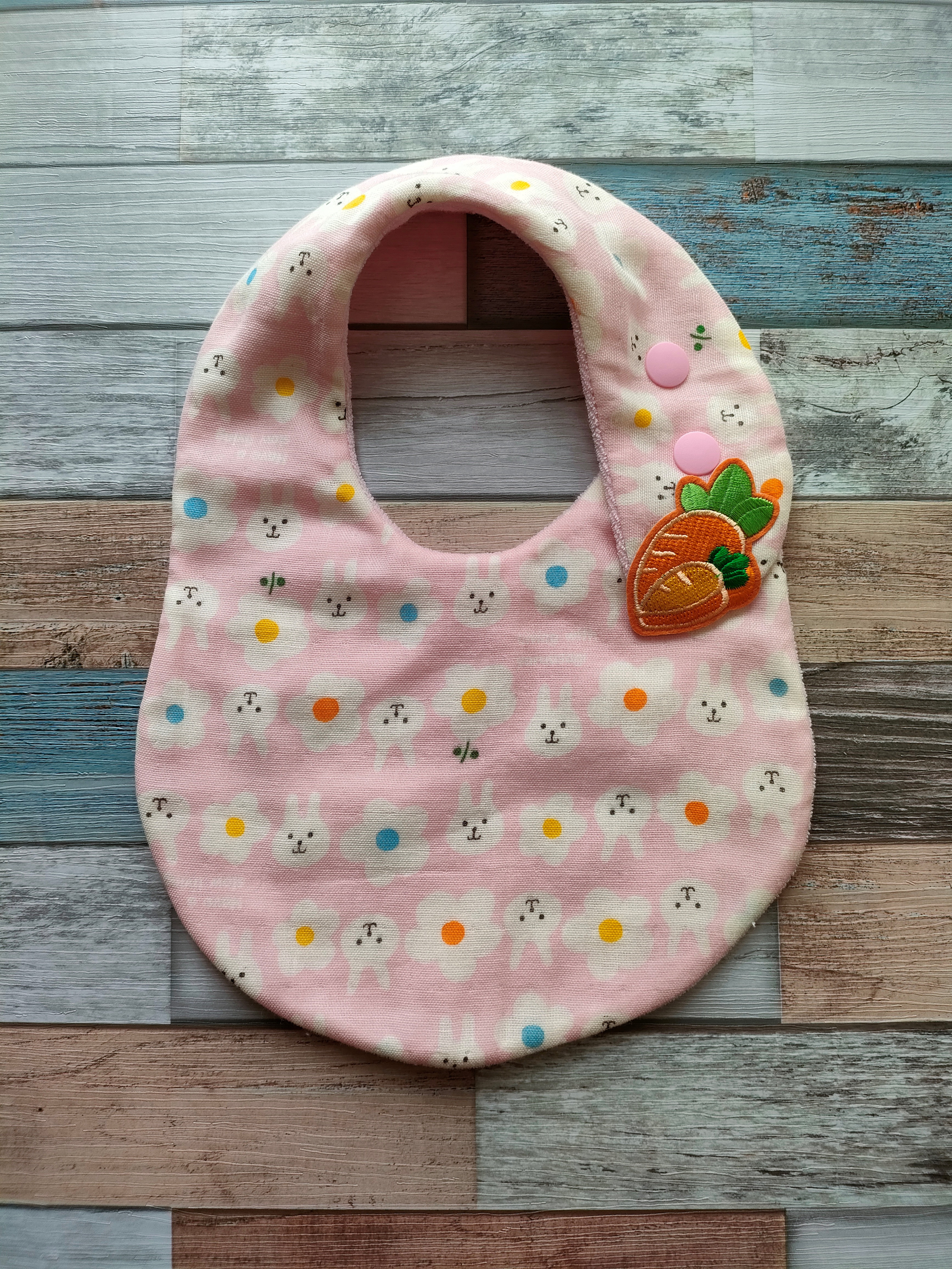 ハンドメイド きらら　厚手スタイ　ガーゼのふわふわスタイ　よだれかけ