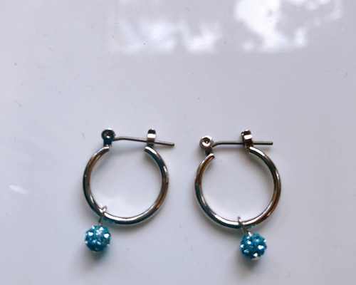 スワロフスキー パヴェボール フープピアス アクアマリン ピアス
