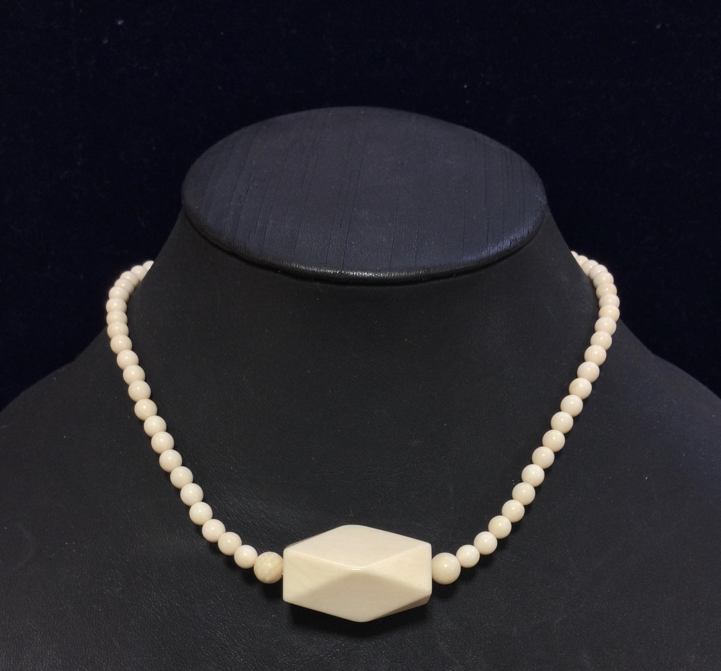 ☆本象牙ネックレス　〈マグネットクラスプ）A-32 ※