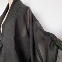 "袖裾クシュ" 変形羽織りシースルー羽織  カーディガン 和装 和柄 黒紫 和楽器衣装 華道 着物リメイク（5327n） 3枚目の画像