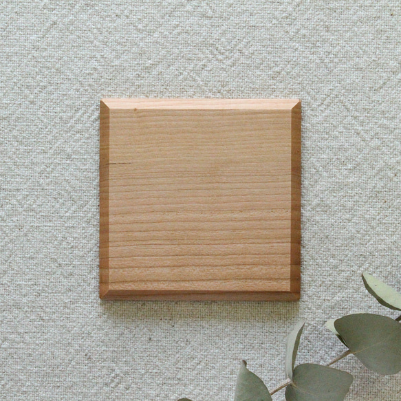木の平皿105（チェリー）＜四角／フラット＞ 3枚目の画像