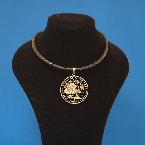 ピーターラビット ジブラルタル1クラウンコインペンダント ネックレス