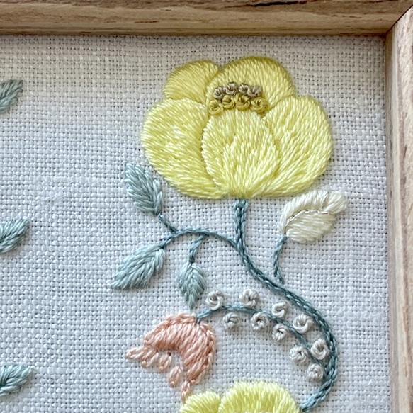 ❥❥ボタニカル刺繍フレームyellow花レース模様❥❥ 4枚目の画像