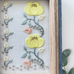 ❥❥ボタニカル刺繍フレームyellow花レース模様❥❥ 2枚目の画像