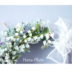SOLD シルバーリーフと白い花（鈴蘭、フランネルフラワー、カスミ草）のお洒落リース(台：直径20㎝）　   (430) 7枚目の画像