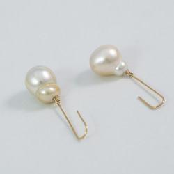 south sea gold pearl / K18YG pierce 【hook pierce】 2枚目の画像