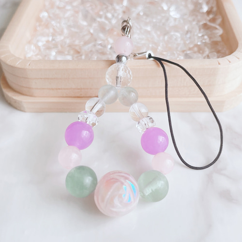 悩みや迷いを曇りなく解消し、明るい未来を導く 薔薇 ローズクォーツ