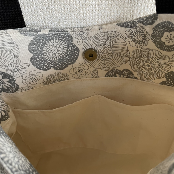 《受注製作》北欧グレーの花柄の丸いラインのトートバッグ 2枚目の画像