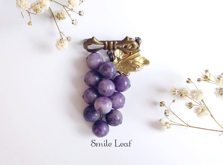 パープルトルマリンの葡萄ブローチ 5,600円