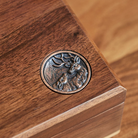 木製 天然オイル仕上げ アクセサリーボックス 間仕切り イヤリング 指輪収納 鍵付きアクセサリーケース 6枚目の画像