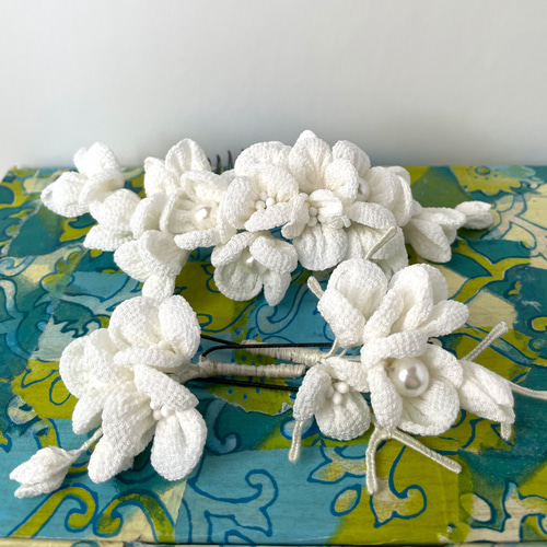 白い小花 立体刺繍つまみ細工髪飾りセット かんざし musubi.y 通販  