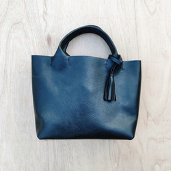 【シュリンクレザー】手縫いのミニトートバッグ（コンパクト/シンプル/メンズ/レディース/ミニバッグ/プレゼント）ブラック 9枚目の画像