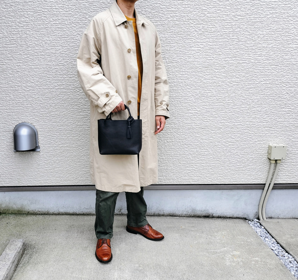 【シュリンクレザー】手縫いのミニトートバッグ（コンパクト/シンプル/メンズ/レディース/ミニバッグ/プレゼント）ブラック 17枚目の画像