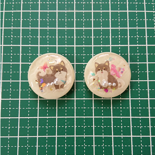 犬のボタン☆2個 j-8 再販/豆柴/黒/柴犬/動物/ボタン/カボション 