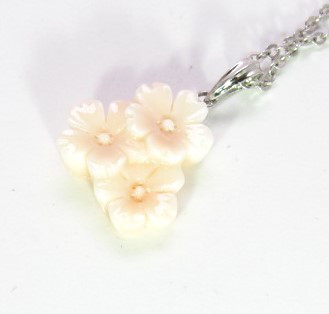 宝石珊瑚　さんご　ネックレス・ペンダント　アクセサリ－・ジュエリー　c-0723