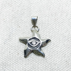 フリーメイソンペンダントトップ本物です！ Amazon | フリーメイソン プロビデンスの目 シルバー ペンダントトップ