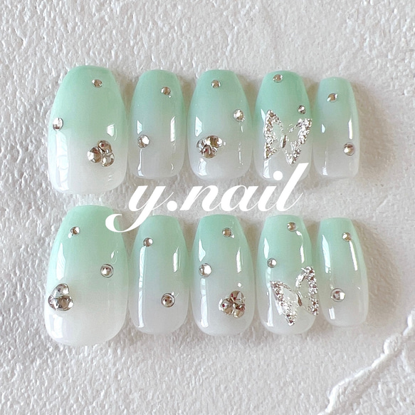 グラデーションネイル/蝶々ネイル/ガーリーネイル/韓国ネイル/ワンホン  