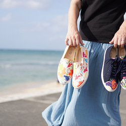 ココロ上向く【MIMURIコラボレーション】スニーカー お庭(紺）　沖縄に行きたくなるシューズ　靴・シューズ　 8枚目の画像