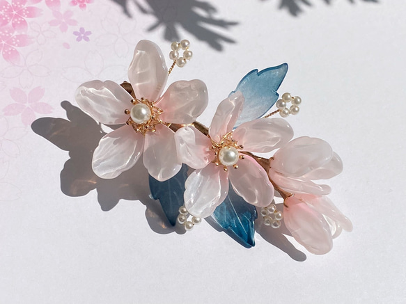 桃の花のヘアクリップ ライトピンク 5枚目の画像