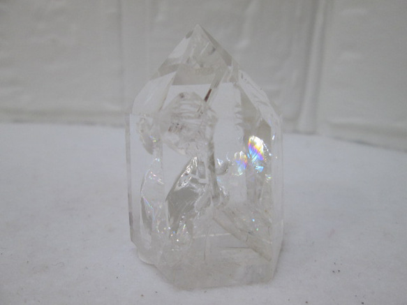 【再販】天然石　六角柱　虹入り水晶　（ブラジル産）　４１ｇ 2枚目の画像