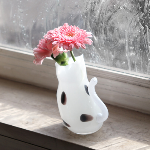 窓辺の猫の一輪挿し」ネコ 水玉模様 花器 シンプル 贈り物 可愛い ねこ