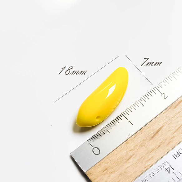 チェコビーズ バナナ 4個 イエロー ガラスビーズ ガラス ビーズ 黄色 黄 BMC200101 5枚目の画像