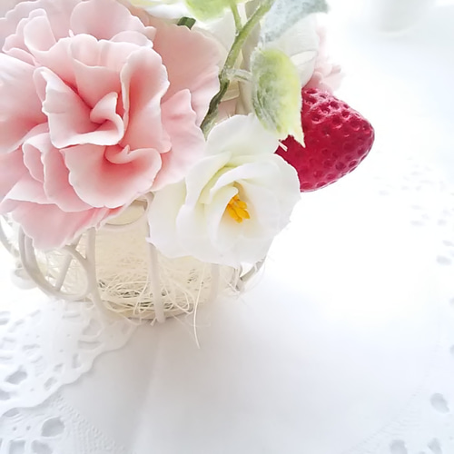 ❁音符型にキュートなクレイフラワーアレンジメント【ねいろ