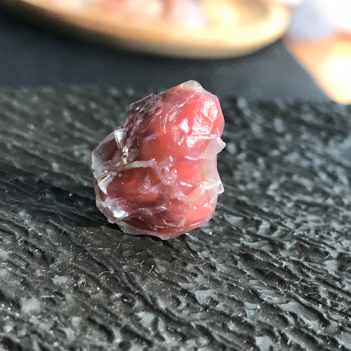 ゴビ石−1079 ゴビ瑪瑙 地表 黒山瑪瑙 『心臓』 その他置物 KIKI 通販