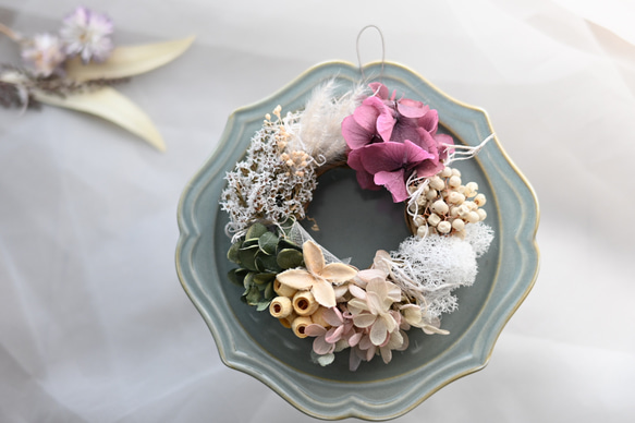 flower wreath＊white-purple＊小さな手のひらリース 1枚目の画像