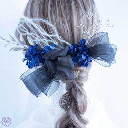 髪飾り ブラックリボン×ネイビーブルーの髪かざり　成人式　卒業式　結婚式　振袖　着物　和装　ヘアアクセサリー　留袖　前撮 1枚目の画像