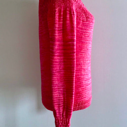 手編みハイネックセーター (ウルグアイ産) メリノウール100%使用 4枚目の画像