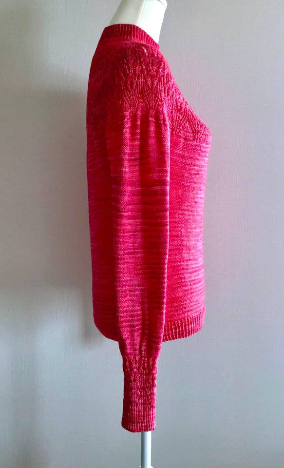 手編みハイネックセーター (ウルグアイ産) メリノウール100%使用 4枚目の画像