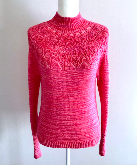 手編みハイネックセーター (ウルグアイ産) メリノウール100%使用 2枚目の画像