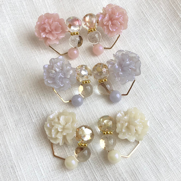 688 ぶどう～ つやつや✨ 淡水パールボールとスワロビーズ ピアス イヤリング 688 ぶどう～ つやつや✨ 淡水パールボールとスワロビーズ ピアス