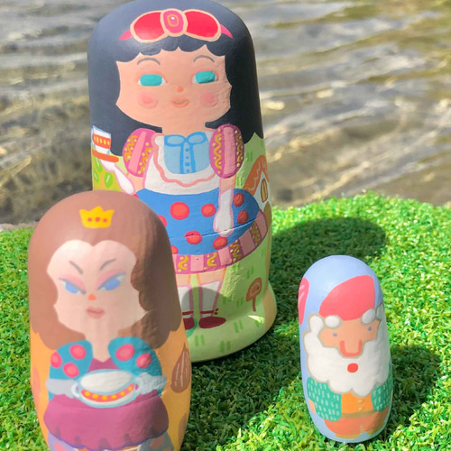 小さな白雪姫のマトリョーシカ SPILLA 日本製｜木のおもちゃ