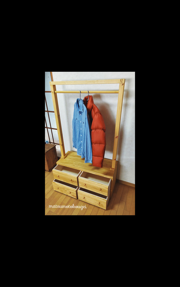 カントリー風ハンガーチェスト 深型引出し✨ 天然無垢材 パイン家具♫ 2枚目の画像