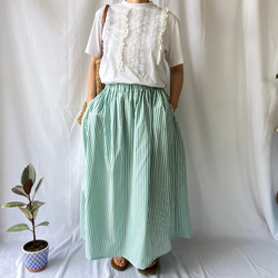 グリーンストライプのロングギャザースカート 2枚目の画像