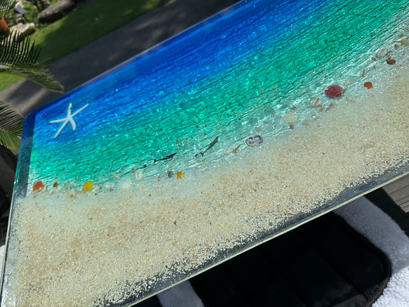 センターテーブル エメラルドグリーンの海　スターフィッシュと波打ち際のシェル　海　ガラス　SEA  table 6枚目の画像