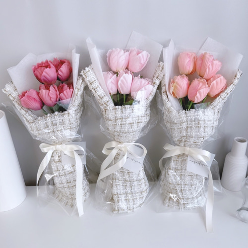 ウエディングブーケ　アーティフィシャルフラワー　チューリップ　韓国　ピンク ピンクチューリップとスイトピーのウェディングブーケ＆ブートニア