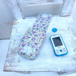 リールキーケース付きマチちょっと大きめキッズケータイケース（紫の小花柄）キッズ携帯ケース＆リールキーケース 7枚目の画像