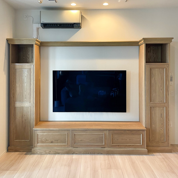 壁面収納テレビボード マンションリフォーム オーダー家具 ホワイトオーク材 英国アンティーク家具 テレビボードセット 2枚目の画像