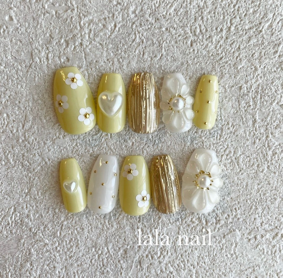 ネイルチップ イエローネイル ぷっくりフラワーネイル ネイルチップ