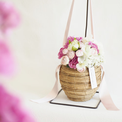 送料無料[母の日早割2024]RIBBON HANGING BASKET / Carnation Bouquet 9枚目の画像