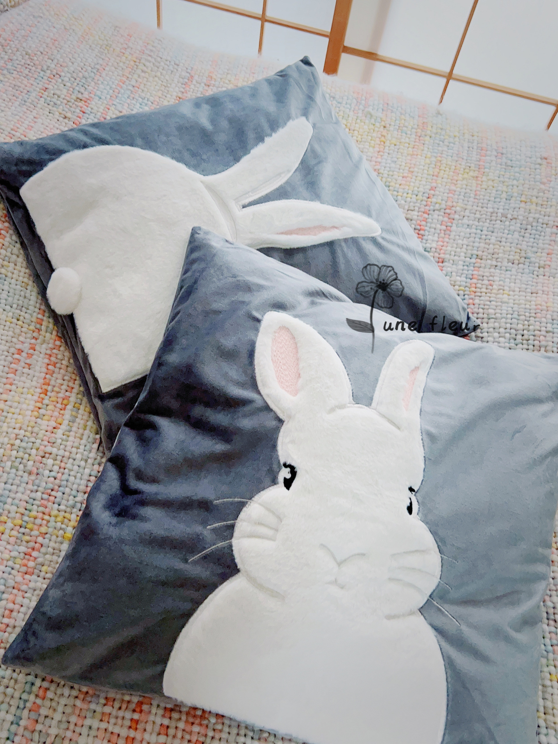 刺繍クッションカバー うさぎの楽園 クッション・クッションカバー