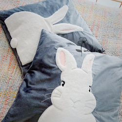 クッションカバー うさぎ 2枚セット（グレー色）（おもて＆うしろ