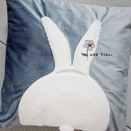 クッションカバー うさぎ 2枚セット（グレー色）（おもて＆うしろ